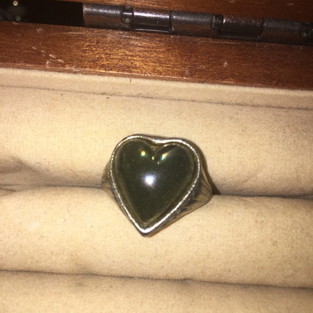 Ring - Picture 2 of 2